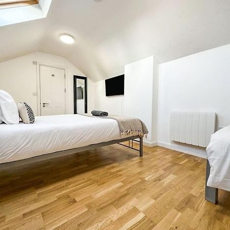 Newly Refurbished Luxury 3 Bedroom Apartment London Exterior foto