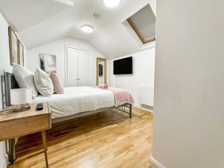 Newly Refurbished Luxury 3 Bedroom Apartment London Exterior foto